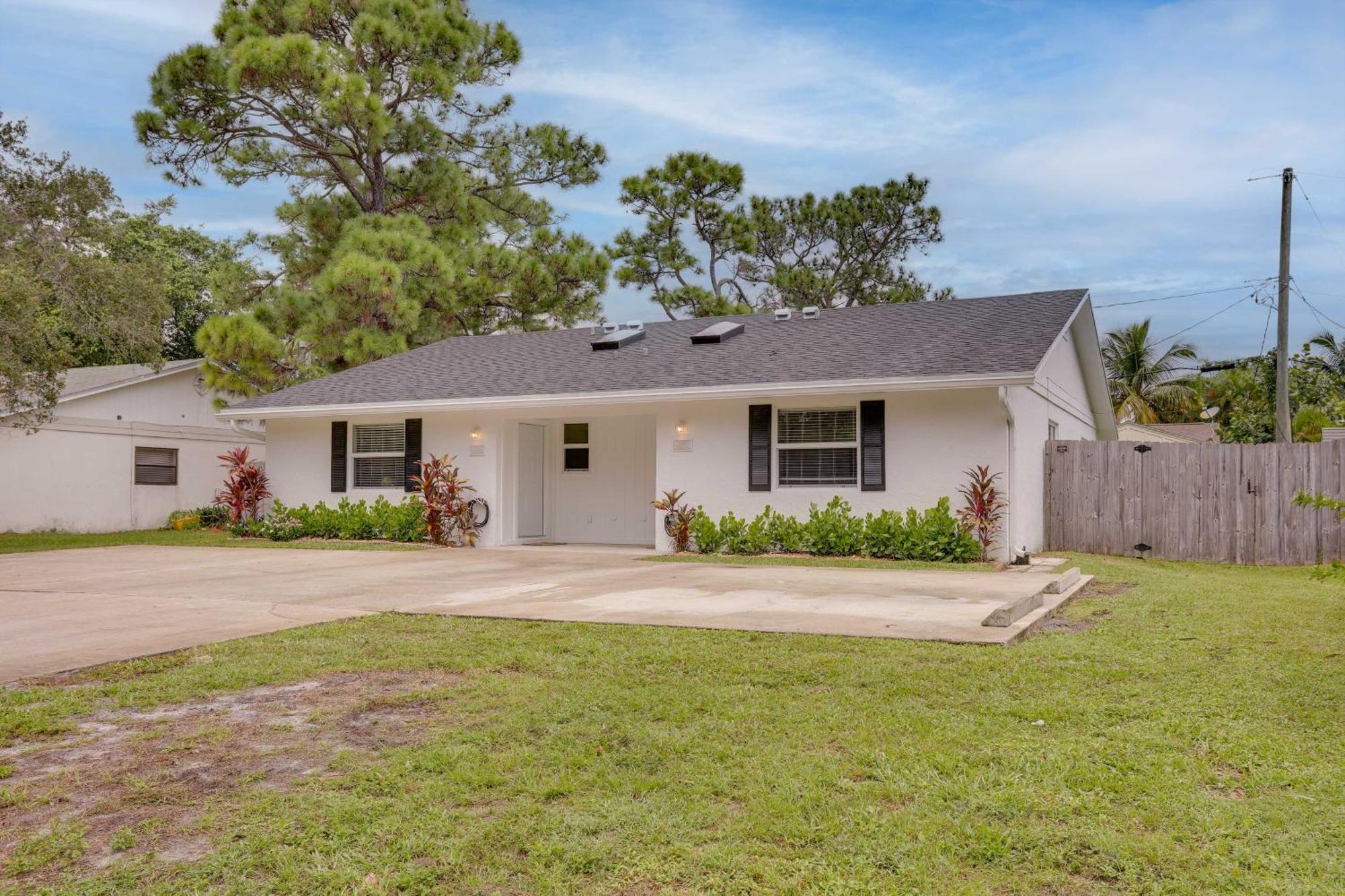 Jupiter Townhome With Patio And Yard About 6 Mi To Beach! Luaran gambar