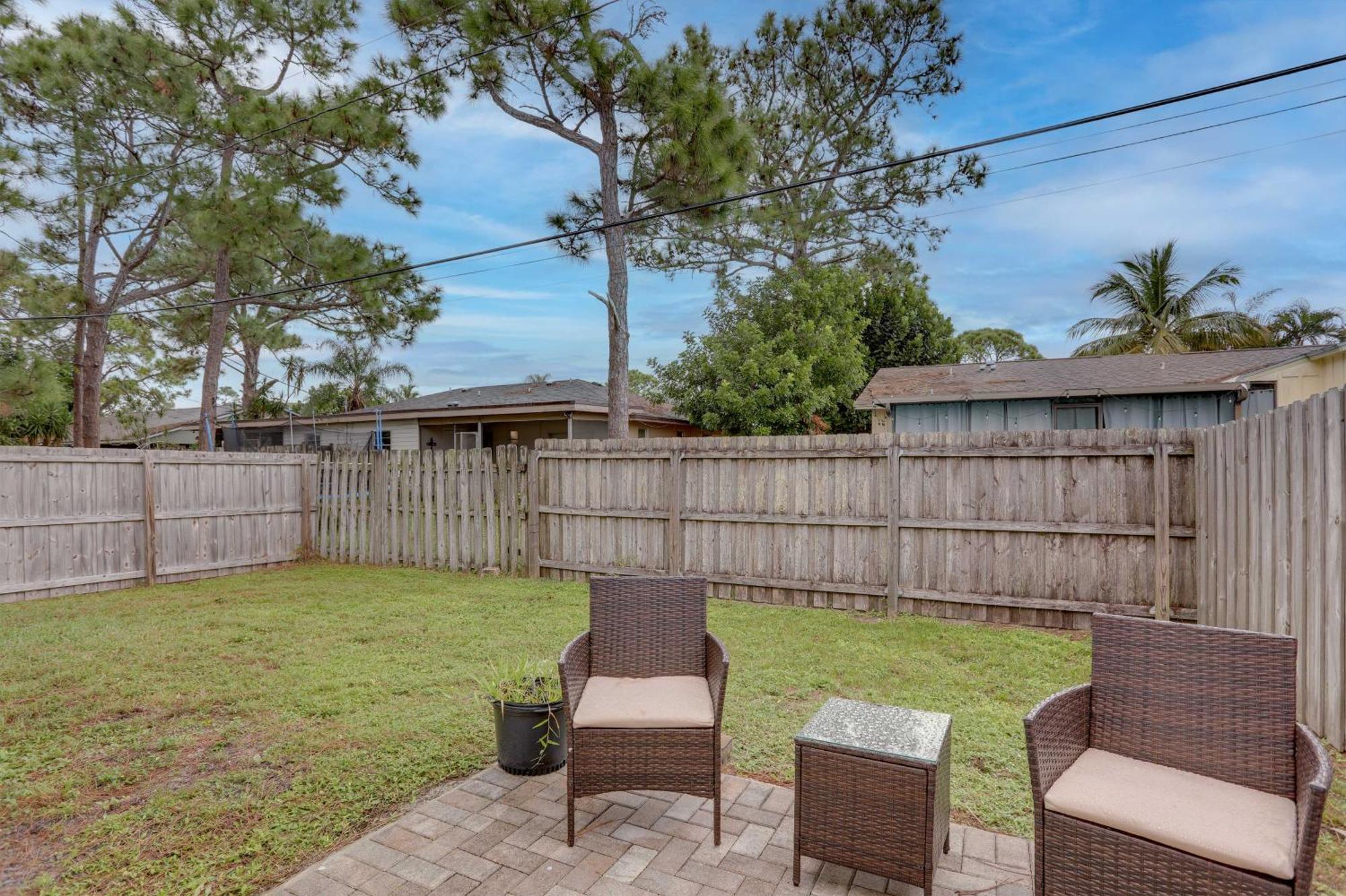 Jupiter Townhome With Patio And Yard About 6 Mi To Beach! Luaran gambar